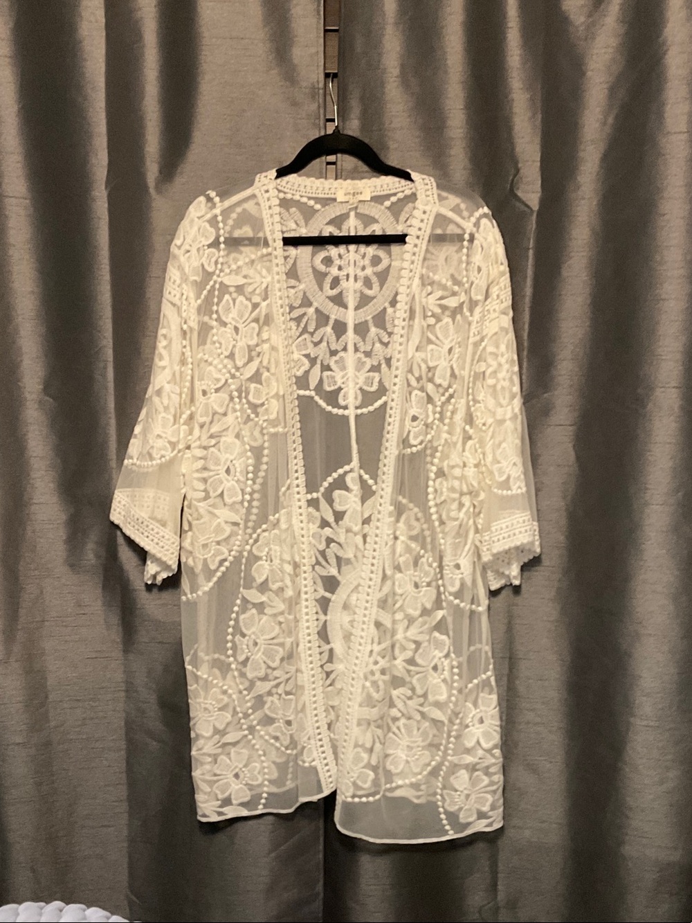 Umgee White Floral Lace Sheer Kimono Robe